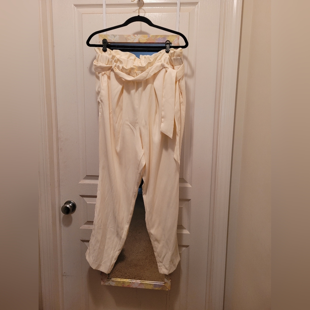 Lane Bryant Elegant Cream Women's Pants